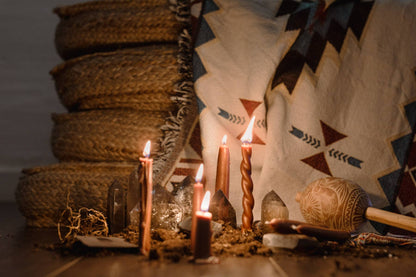 Ritual Candle made of sandalwood, brown (meditation)