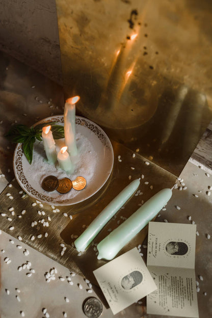 TILO light green Ritual Candle (abundance)