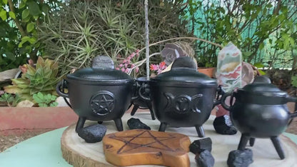 Witch cauldron - Cast iron - For insence and Magic